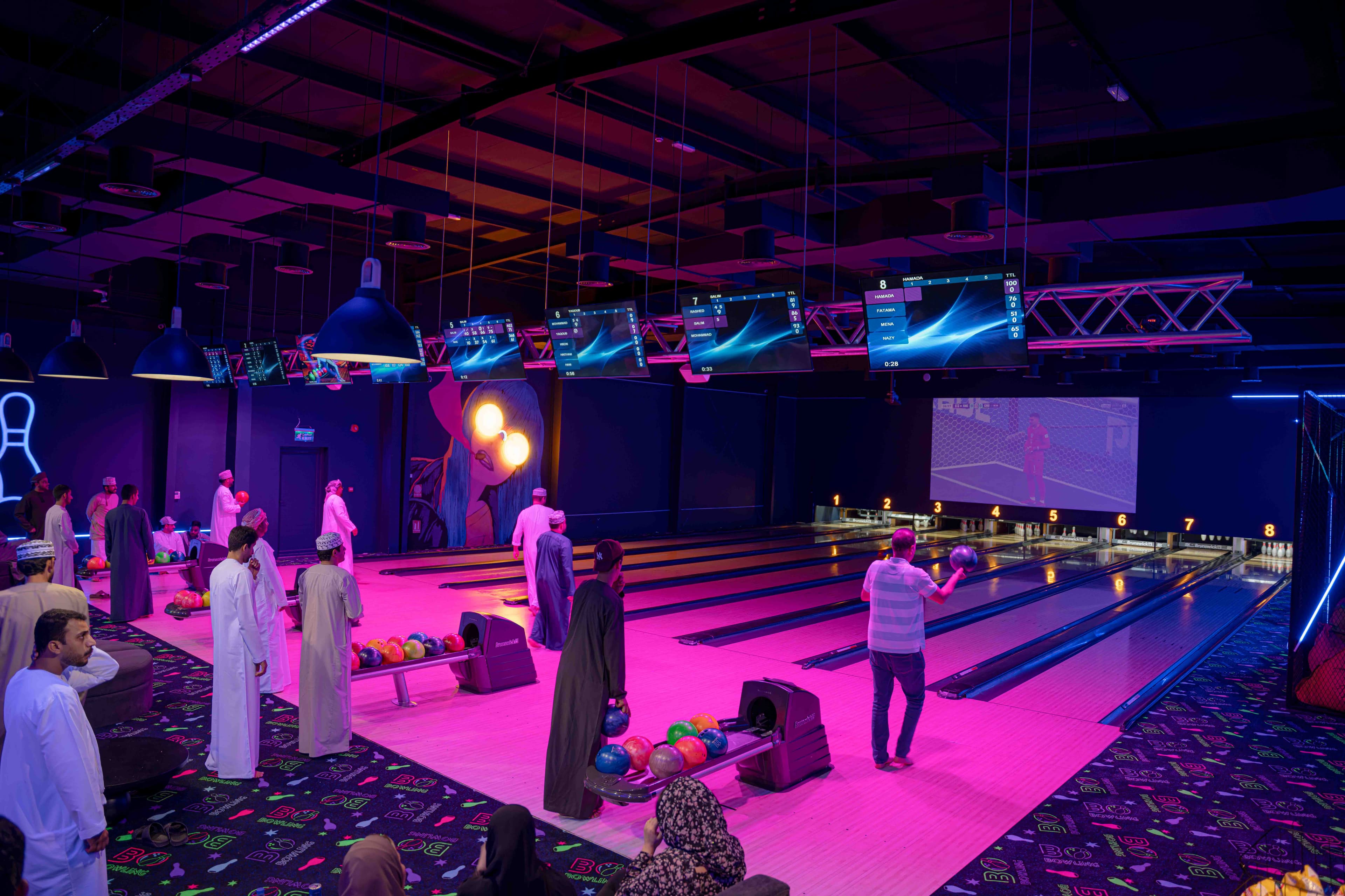 BO Bowling lanes
